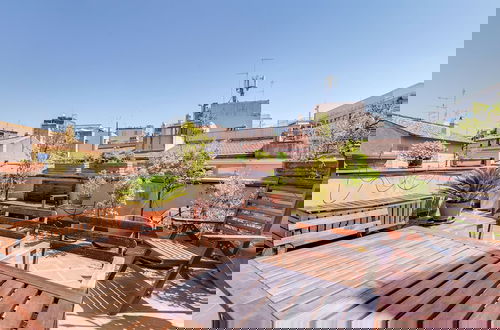 Foto 46 - Colosseum Terrace Penthouse