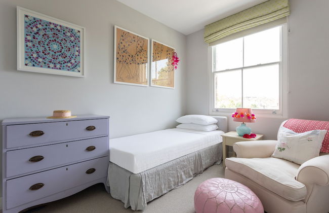 Oakington Road by Onefinestay - Photo 11