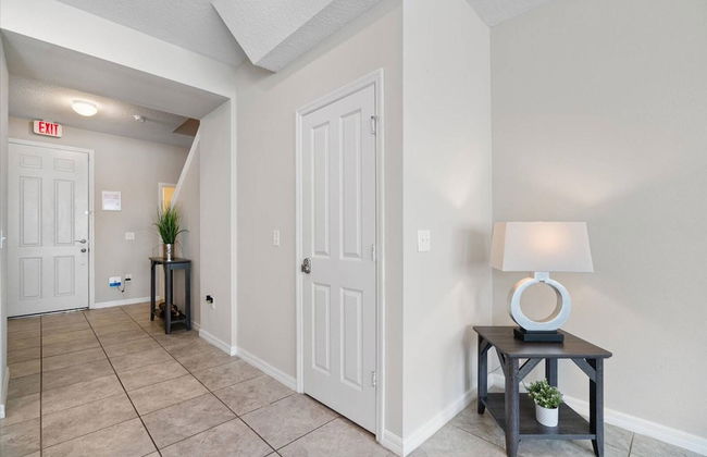 Cozy 4 Bedrooms Tranquility 8 Miles From Disney - Photo 6