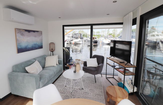 Houseboat in Lemmer With Harbor Views - Foto 12