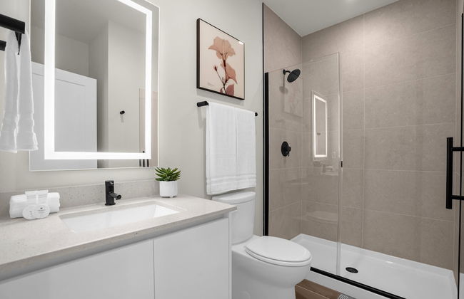 Modern 4BR Family Home With Private Pool - Foto 34