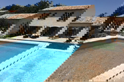 Foto 47 - Beautiful Villa With Pool Near St.remy-de-provence