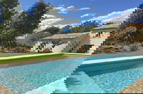 Foto 32 - Beautiful Villa With Pool Near St.remy-de-provence