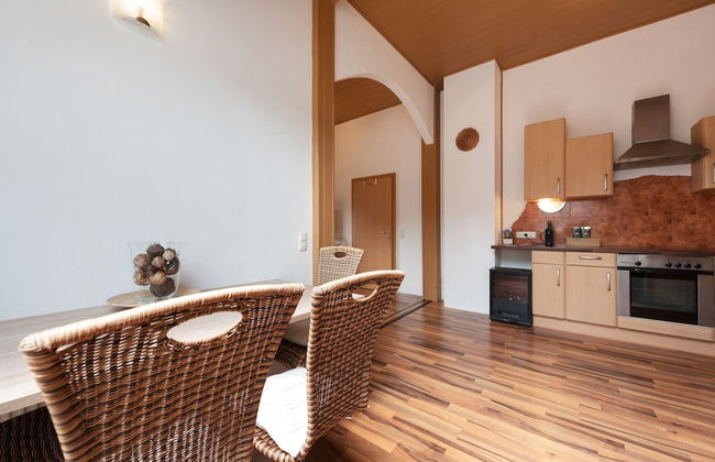 Modern Holiday Home in Pinsdorf With Garden - Foto 28