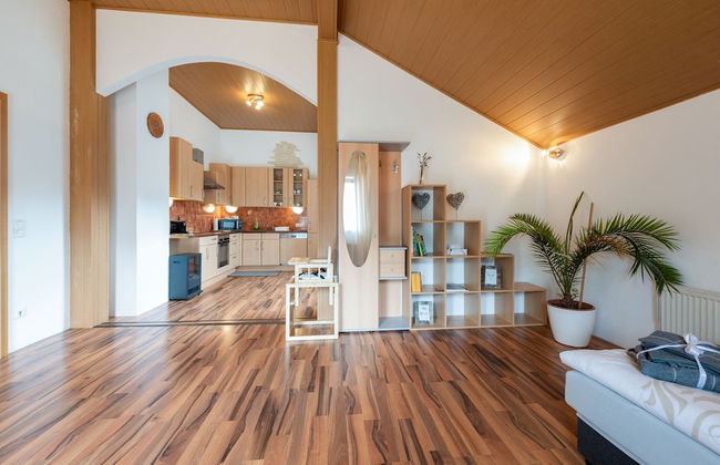 Modern Holiday Home in Pinsdorf With Garden - Foto 41