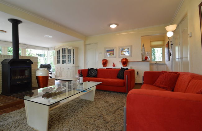A Detached Bungalow With Outdoor Fireplace, Covered Terrace and Pond in a Forest Plot - Photo 38
