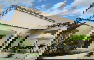 Foto 1 - Chic Holiday Home in Pradons With Swimming Pool