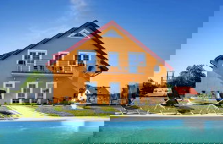 Foto 1 - Comfortable Premium Class Apartment, Shared Swimming Pool, Gaski
