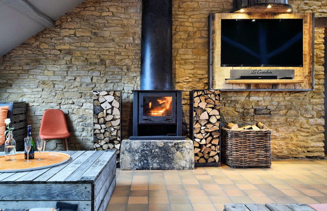 Fancy Holiday Home in Sainte-cecile With Pool House & Indoor Pool - Foto 1