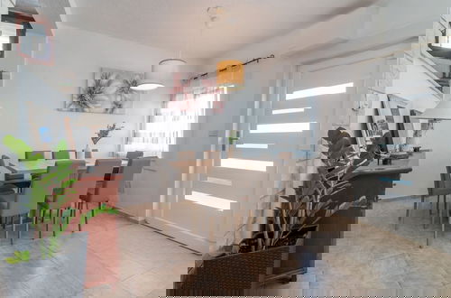 Foto 28 - Hillside Villa in Trogir With Pool, Terrace, and Stunning City View