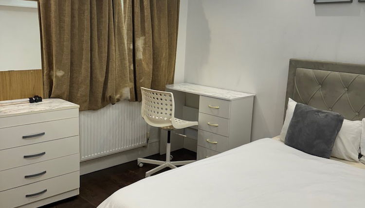 Foto 1 - 3 Bed Flat - Sleeps 5 - Wifi