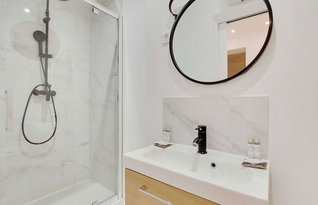 Welcoming Apartment - 2br/4p - Arc de Triomphe - Photo 11