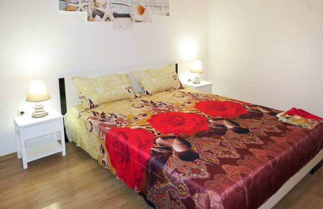 Sea-view Apartments With Pool, Terrace, and Outdoor Lounge in Scenic Čiovo Island - Foto 3