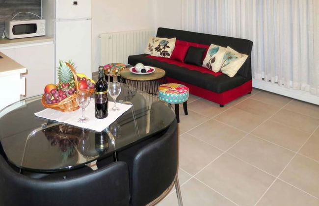 Sea-view Apartments With Pool, Terrace, and Outdoor Lounge in Scenic Čiovo Island - Foto 13