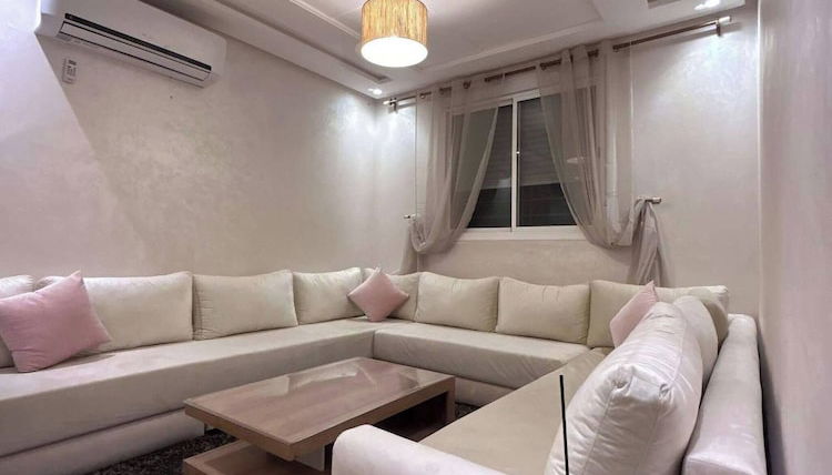 Foto 1 - Jolie Appartement À Ifrane Calme et Spacieux