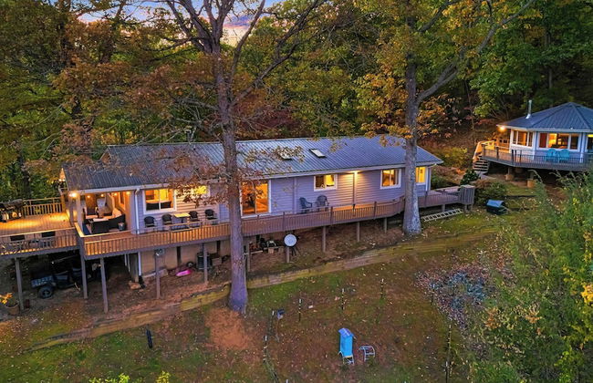 Cabin in the Sky by Avantstay Deck w/ Views - Photo 55