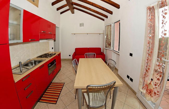 Apartment in Castellaro With Garden - Foto 23
