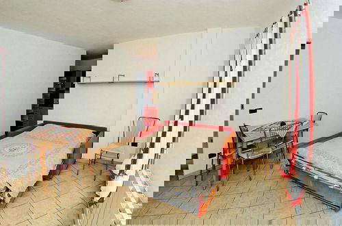 Foto 3 - Apartment in Castellaro With Terrace