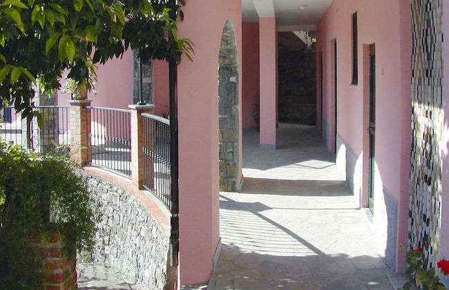 Apartment in Castellaro With Terrace - Foto 36