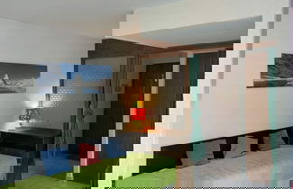 Foto 2 - Spacious Apartment With Balcony