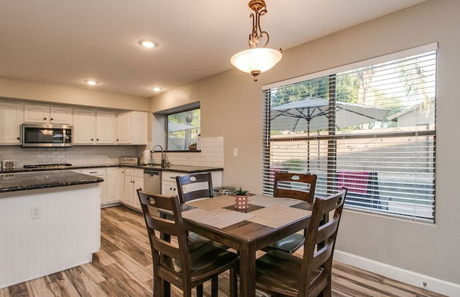 Massive 5 Bdrm Getaway W/pool, Hot Tub, Game Room! - Foto 18