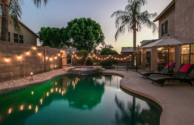 Massive 5 Bdrm Getaway W/pool, Hot Tub, Game Room! - Foto 37