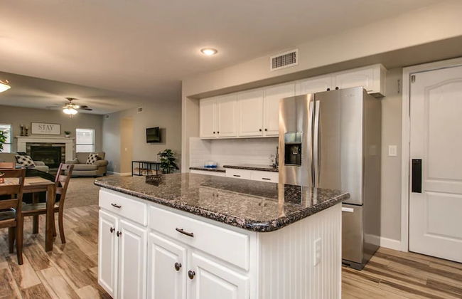 Massive 5 Bdrm Getaway W/pool, Hot Tub, Game Room! - Foto 21