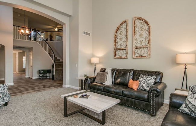 Massive 5 Bdrm Getaway W/pool, Hot Tub, Game Room! - Foto 26