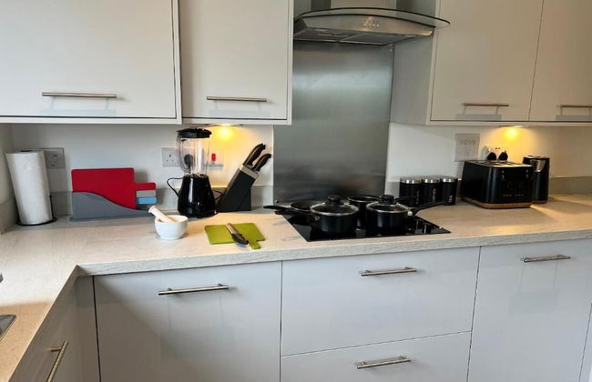 Modern 2 Bedroom Apartment - Foto 18
