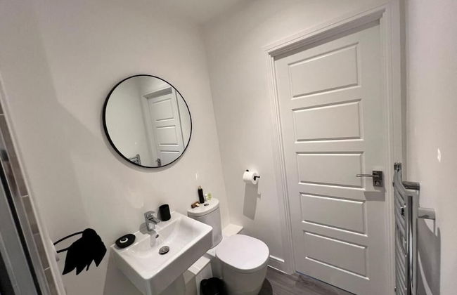 Modern 2 Bedroom Apartment - Foto 12