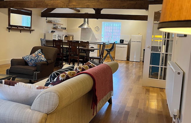 Glanhenwye Courtyard Cottages - Photo 16