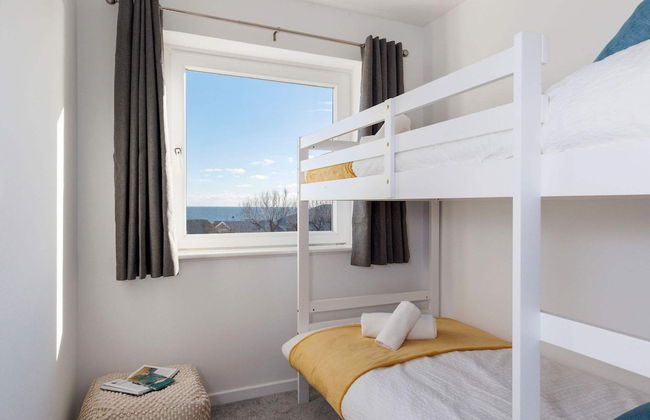 Beautifully Refurbished 4-bed Beachside Retreat - Foto 43