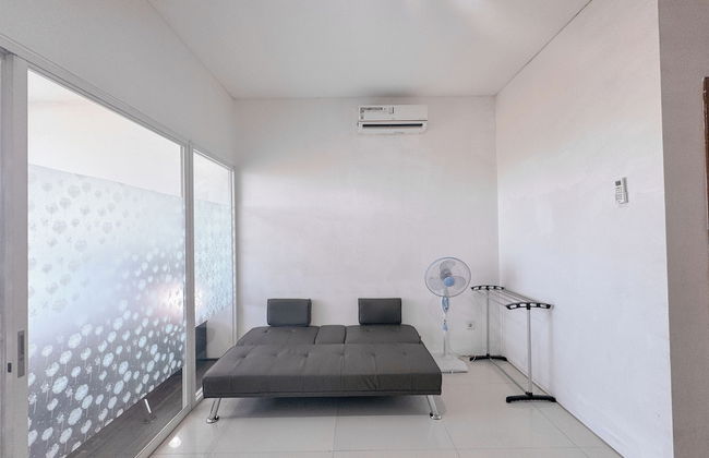 Good Location And Relaxing 1Br Apartment At Aryaduta Residence - Photo 15