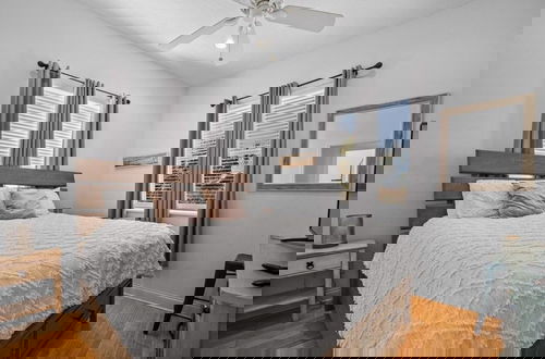 Foto 4 - Beach Arcade - Palm Coast, Florida 4 Bedroom Home