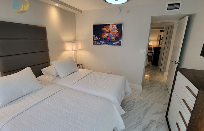 Alexander 611 3 Bedroom Apts by RedAwning - Photo 13