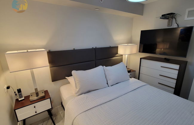 Alexander 611 3 Bedroom Apts by RedAwning - Photo 15