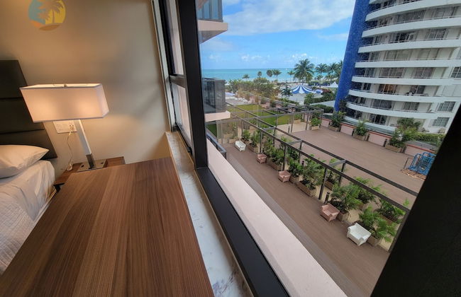 Alexander 611 3 Bedroom Apts by RedAwning - Photo 59