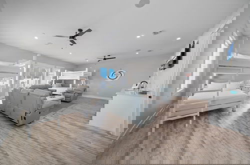 Foto 4 - Twisted Sister 6 Bedroom Home
