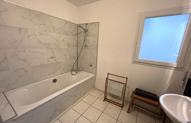 Apartment in Carantec Near Sandy Beaches - Foto 8