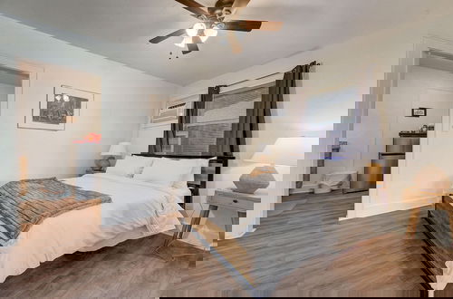 Photo 46 - Renovated 2BR Near Paseo With Wifi Smart TV 31B
