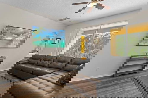 Foto 30 - UniquelyÂ yourz 8 Bedroom Home by RedAwning