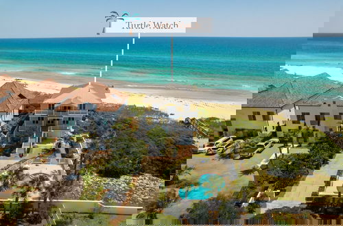 Foto 51 - Turtle Watch 4 Bedroom Home by RedAwning