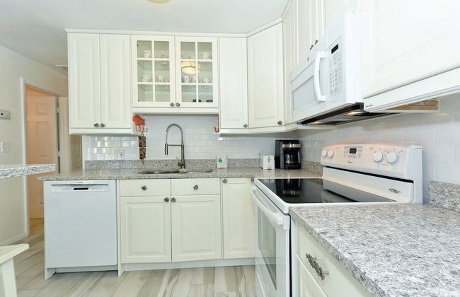 Tarpon Pointe 2 Bedroom Home by RedAwning - Foto 9