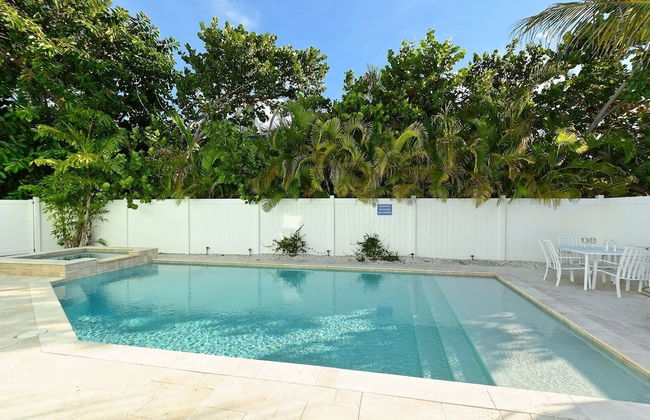 Tarpon Pointe 2 Bedroom Home by RedAwning - Foto 16