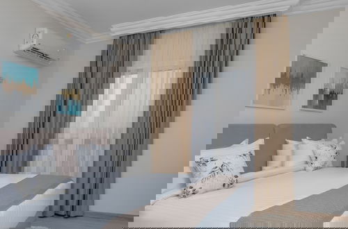 Photo 2 - Sokon Residence Rehab