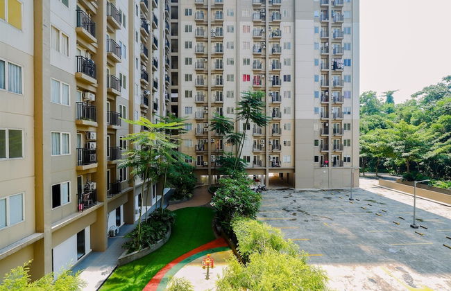 Comfy 1BR with Extra Room Podomoro Golf View Apartment - Foto 19