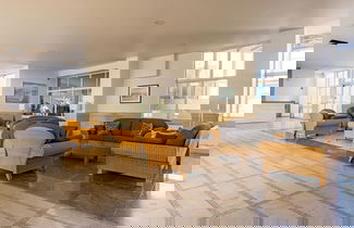 Foto 2 - 2 Bed-sleeps 4-vilamoura Beach-pool-spa-balcony