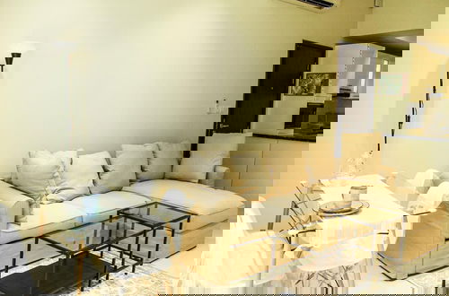 Foto 5 - Stylish Lagoon View Escape With Balcony