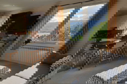 Foto 11 - Number 6