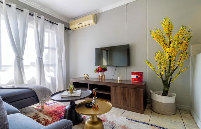 Luxury Apartments West Point Sandton - Foto 25